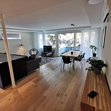 Daire Luxury Penthouse With Mountain View Terrace